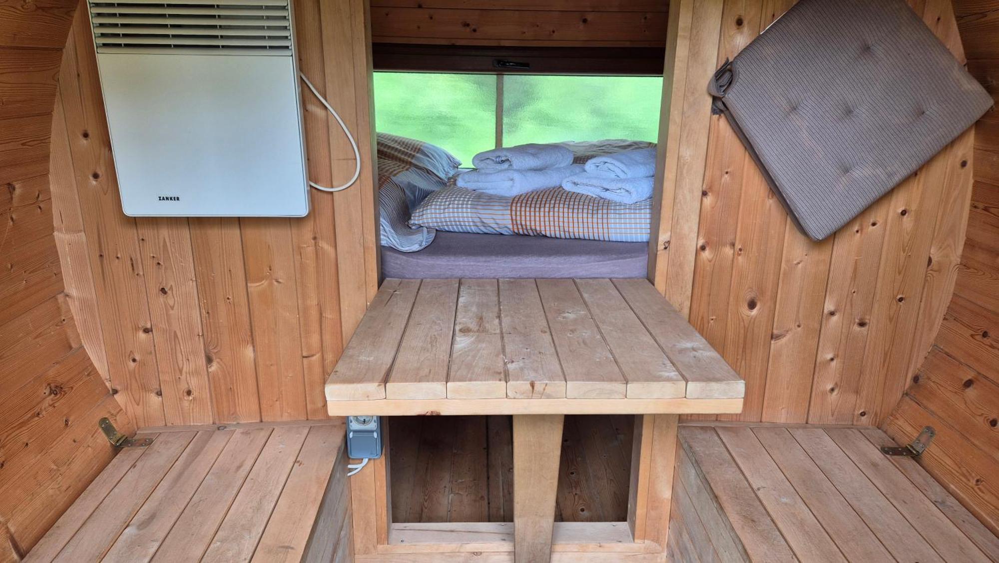 Mini Hotel Übernachten Im Gurkenfass Lübbenau Exterior foto